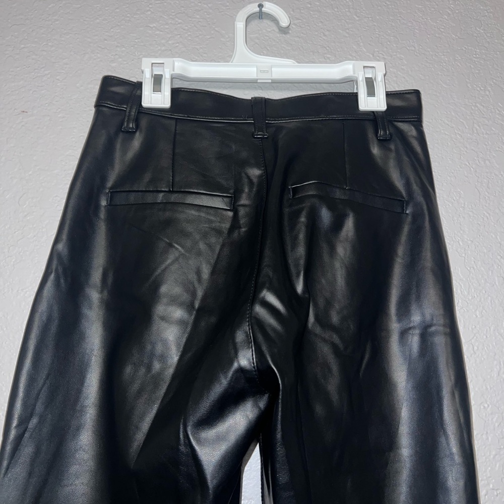 Abercrombie & Fitch Women The Skinny Ultra High Rise Faux Leather Black Jeans - Picture 6 of 8